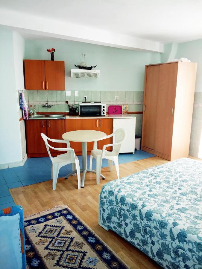 Vila Umicevic Hotell Bijela Exteriör bild